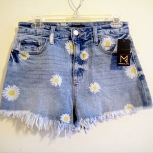 Material Girl Denim Printed Daisies Frayed Shorts Size 9 Light Blue